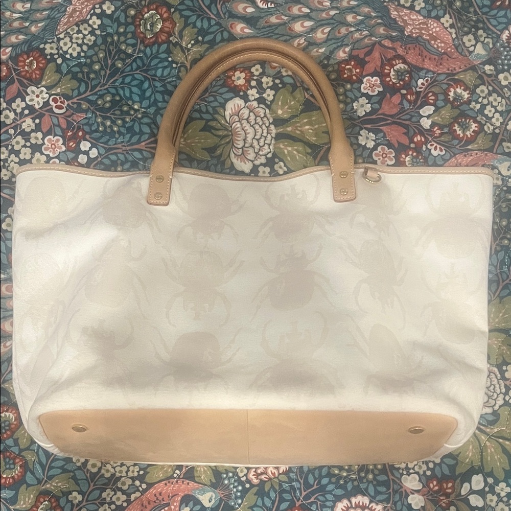 India Hicks Dung Beetle printed White and Tan Tote Bag